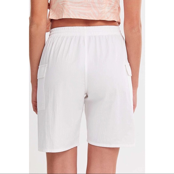 UO Longline Drawstring Cargo Shorts Small NWT - Picture 7 of 11
